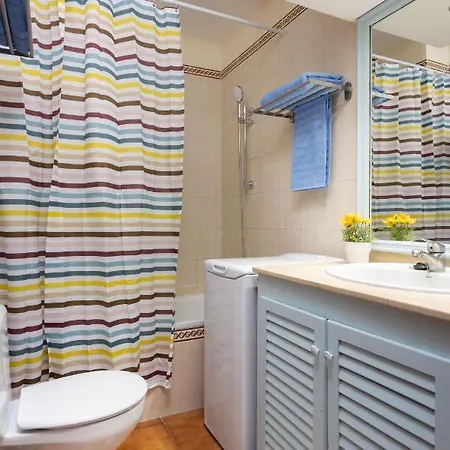 Oceanfront Gds 228A *